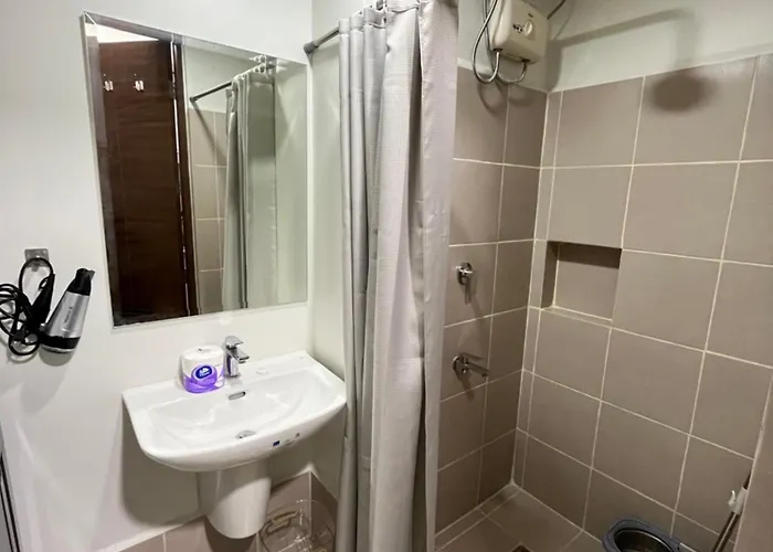 King&yayen Budget Bliss Staycation Aparthotel